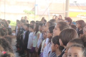 Apresentação coral no dia das mães - Imagem 13